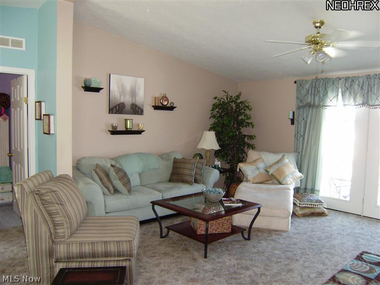 Lakeside Terrace - Residential