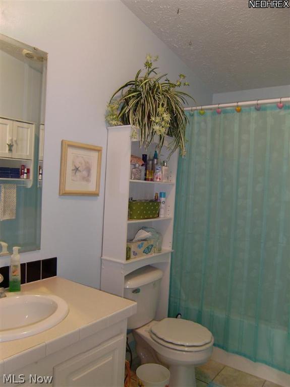 Lakeside Terrace - Residential