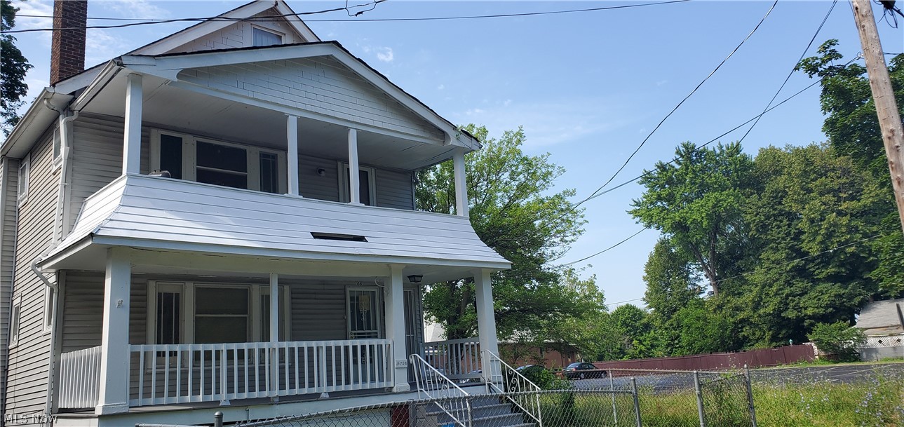 Walworth - Residential Income