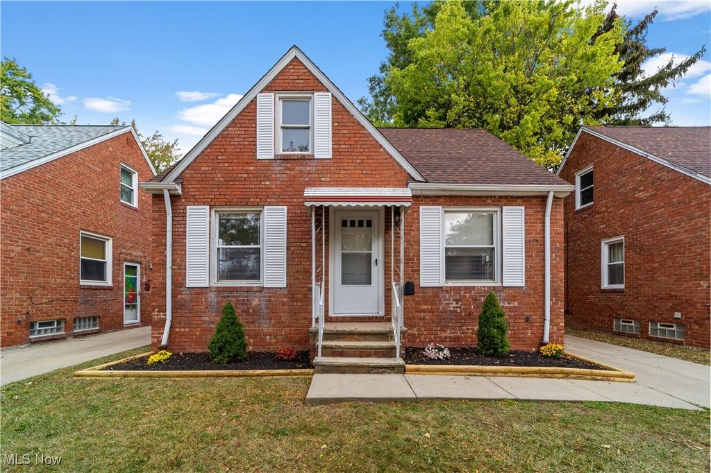 Photo of 13410 Gilmore Avenue, Cleveland, OH 44135 (MLS # 5165810)