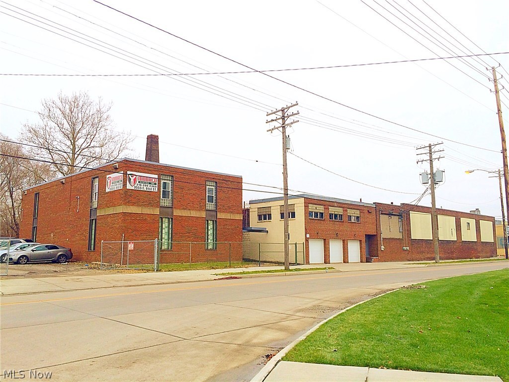 This 32,000sf Light industrial facility has approximately 6,000sf of office space and over 26,000sf of warehouse that is set between 3 buildings on 1.25 acres (Three-Parcels). Ideal for Owner/User, this facility is being offered for both lease and sale. Formerly occupied by a Plating company, this facility is located in the Union-Miles area of Cleveland, Ohio. Close proximity to I-77 and Route (8)/422. Merely a 15 minute drive into Downtown Cleveland. Building Features: 1- 12x12 overhead door; 1 - 10x13 overhead door; 1 - 16 x 12 overhead door. Clear Height in Bldg 1 is 16' H; Bldg 2 is 20' and Bldg 3 is 22'. Exterior Features include: Chain-link fencing which secures outdoor parking lot. Interior features include: HVAC for office area, live-in facility on premises, 3-car underground garage and Fire Sprinkler system. Available for Lease at $1.15/sf. Lease-to-Own Option Available! This area is zoned SI-B2 for Semi Industrial businesses. For a list of permitted uses see Chapt