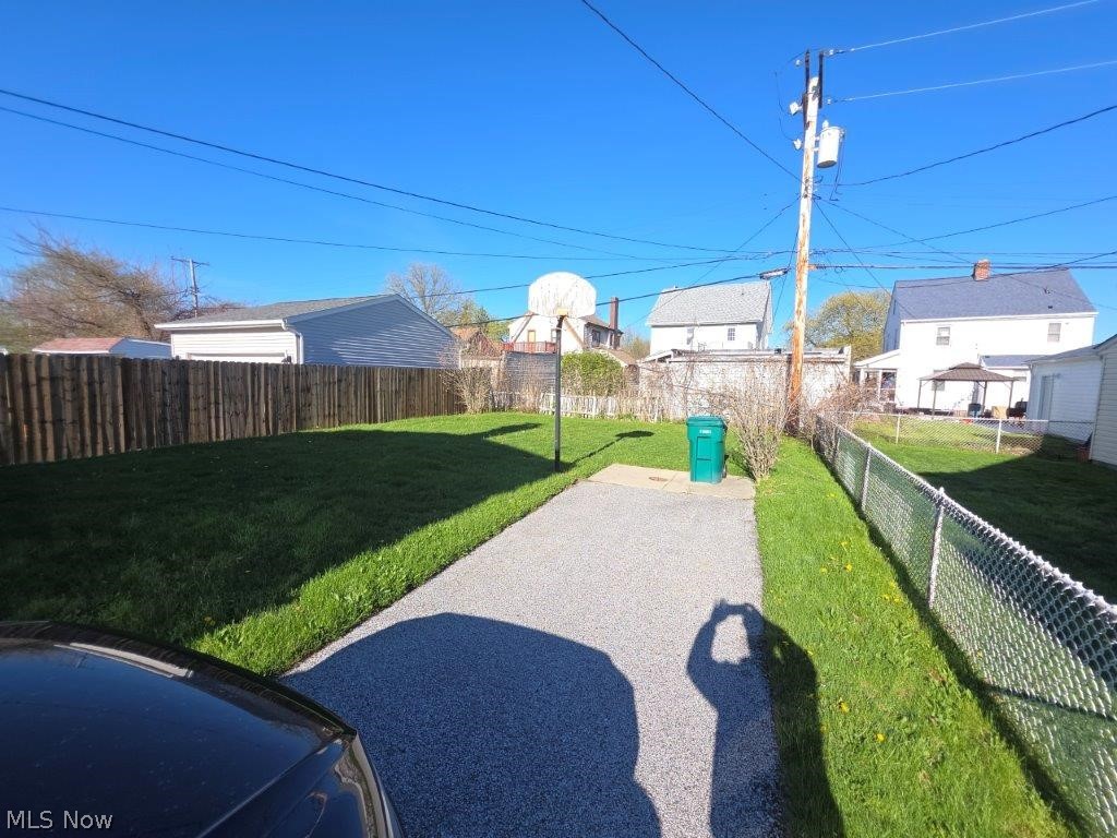 Utopia Beach 04 - Residential