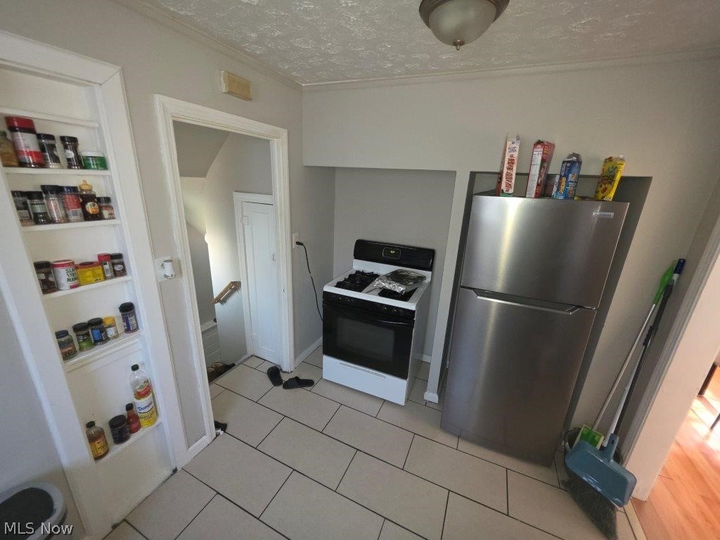 Utopia Beach 04 - Residential