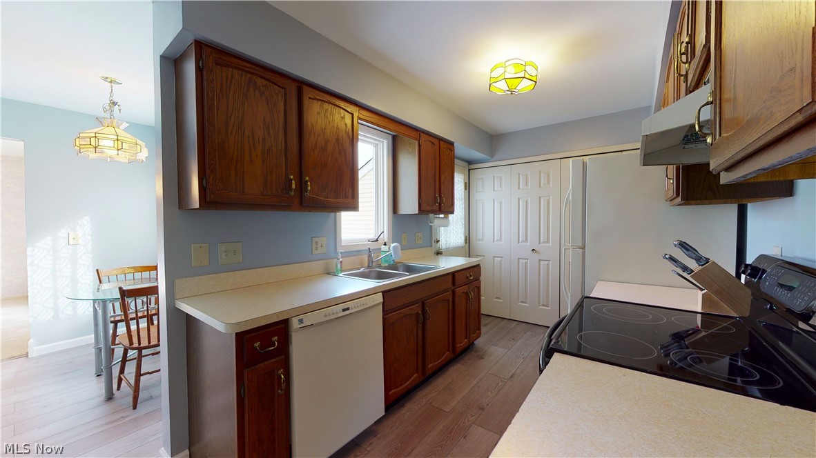 Pinecrest Condo Ph 02 Group K - Residential