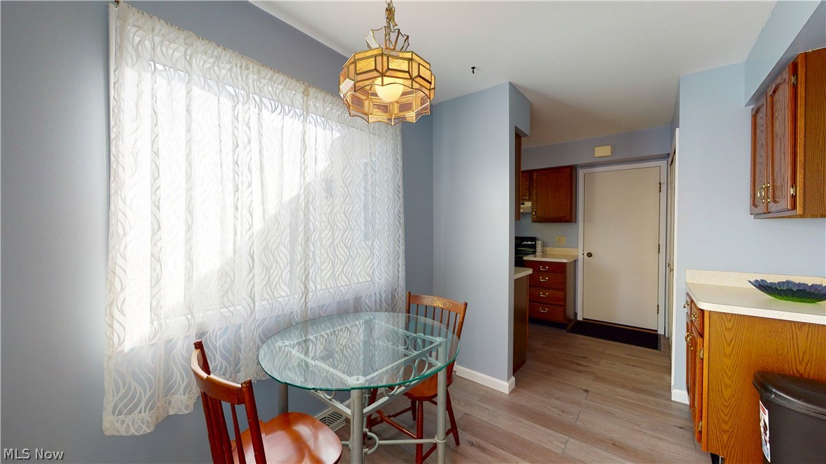 Pinecrest Condo Ph 02 Group K - Residential