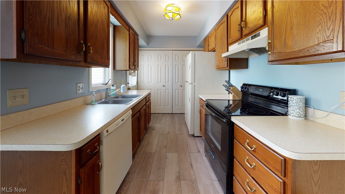 Pinecrest Condo Ph 02 Group K - Residential