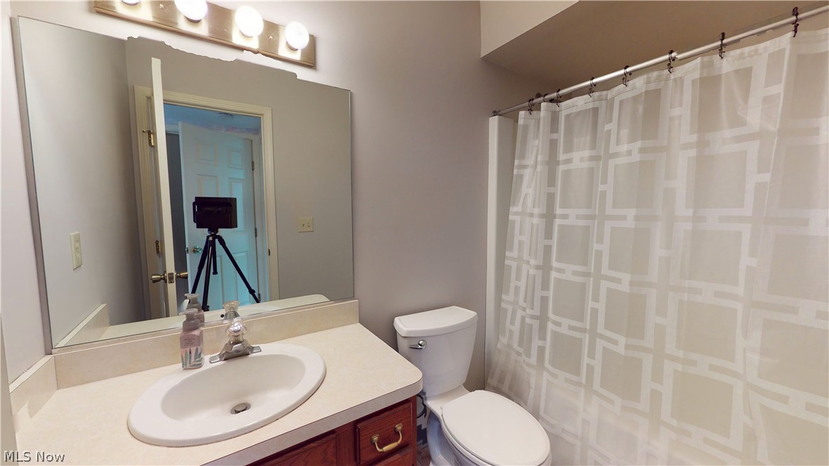 Pinecrest Condo Ph 02 Group K - Residential