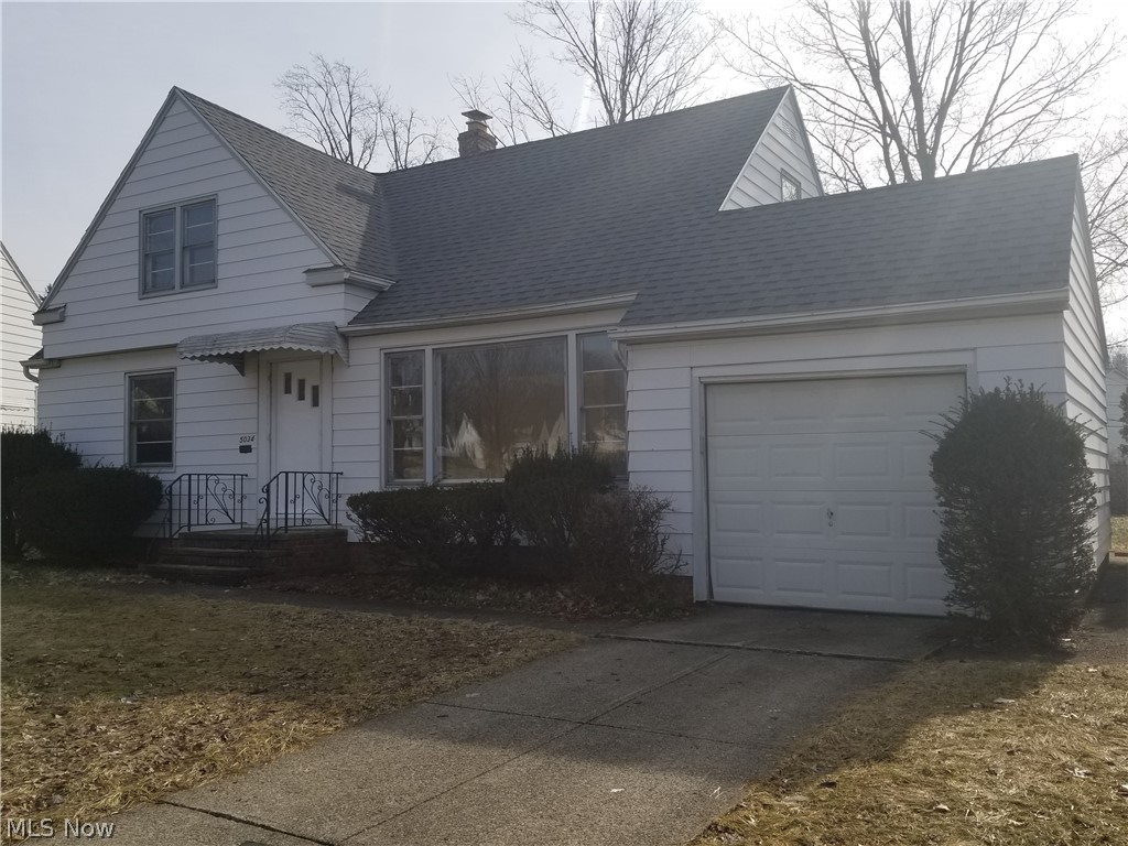Great Location and Neighborhood! Beautiful Four Bedroom and 2 Full Bathroom Home! Recently Redone Kitchen and Bathrooms! Includes Cabinets, Counter Tops, and Flooring! Attached One Car Garage! Big Back Yard! Near Shopping Center and Park! This Home Will Not Be Around For Long!