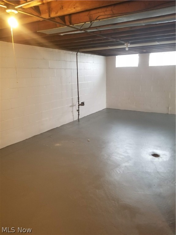 D Neros 04 - Residential Lease