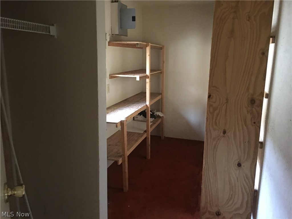 Knickerbocker - Residential