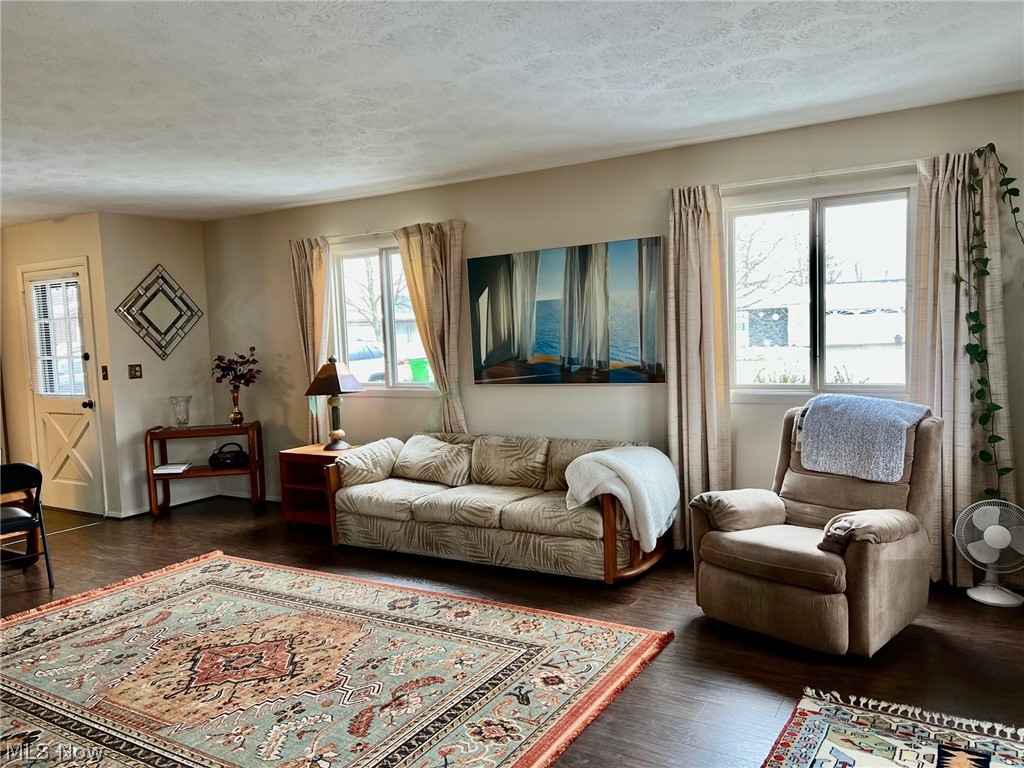 Blue Grass Manor Sub - Residential