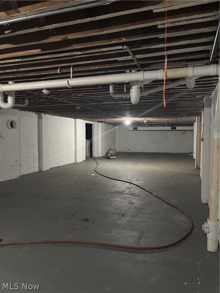 Beachland - Commercial Sale