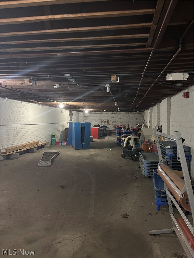 Beachland - Commercial Sale