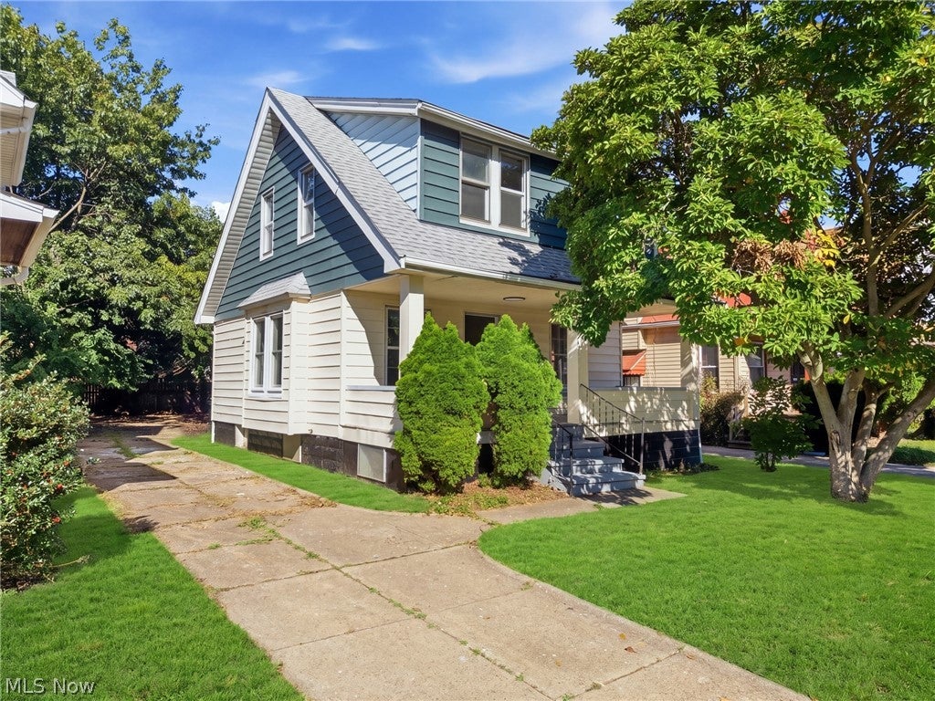 1216 E 168th Street