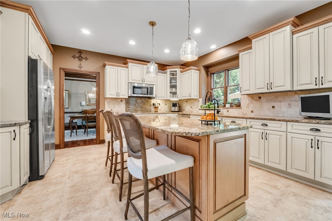 32305 Monaco Place, Avon Lake, Ohio image 7