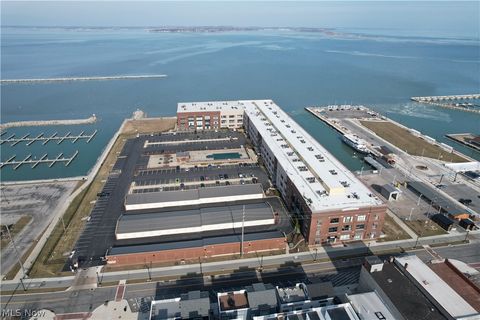 Tiny photo for 401 W SHORELINE Drive #338, Sandusky, OH 44870 (MLS # 5190358)