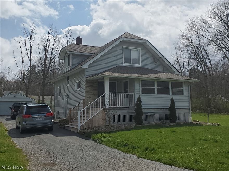 Welcome home to this 2 bed 1.5 bath home on a large .84 acre lot in a quiet Hubbard neighborhood.  This home is solid from the ground up. Newer furnace, electric, windows, water heater, siding and roof get this home off to a great start.  With a little know-how and elbow grease this one will be quick to finish and make your forever home.