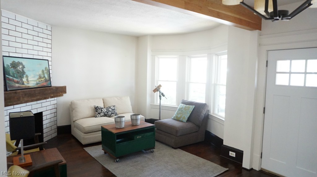 John Nahuis - Residential