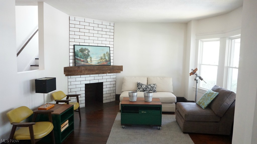 John Nahuis - Residential