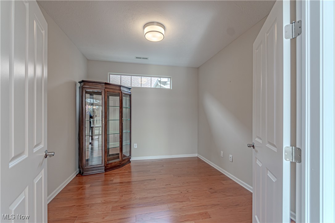 Crossings A West Vly Condos Ph - Residential