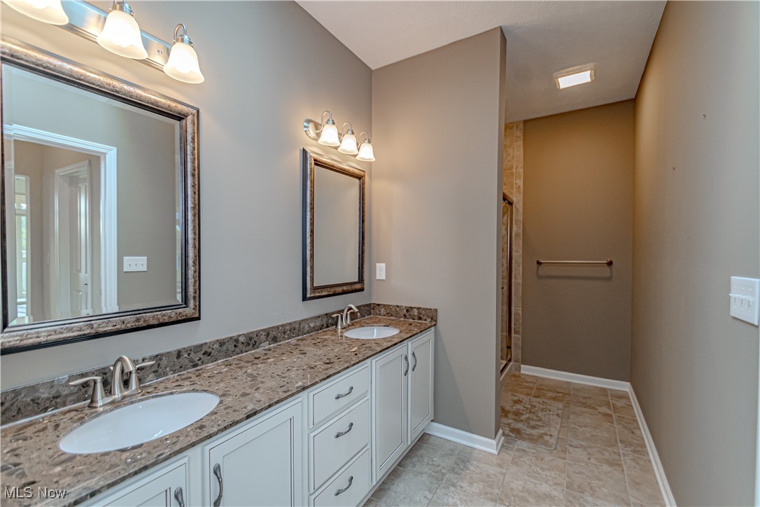 Crossings A West Vly Condos Ph - Residential