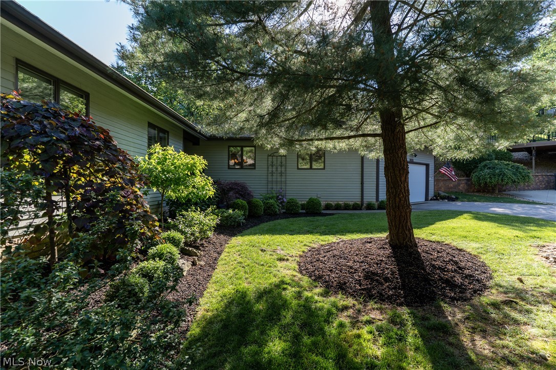 6782 windward hills Drive
