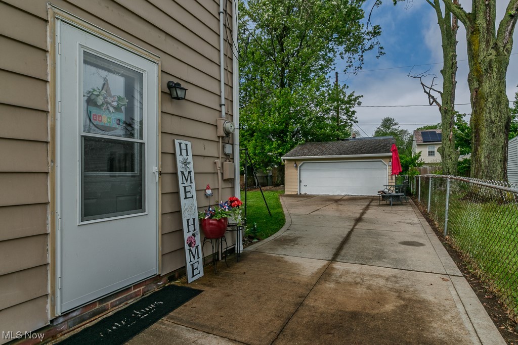782 E 348th Street, Eastlake, Ohio image 20