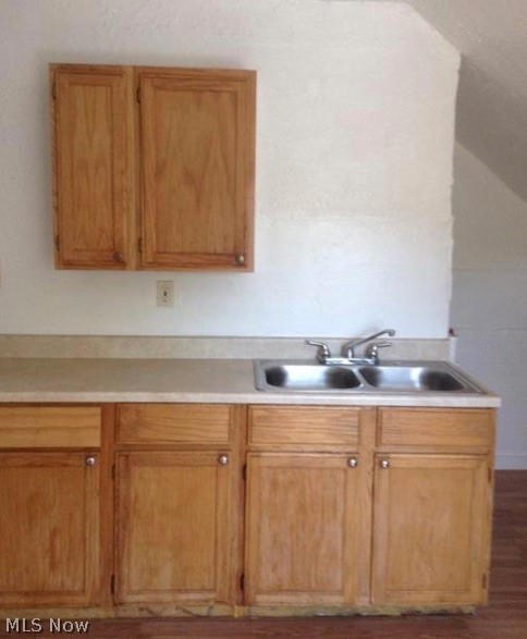 Mayer & Curtis - Residential Income