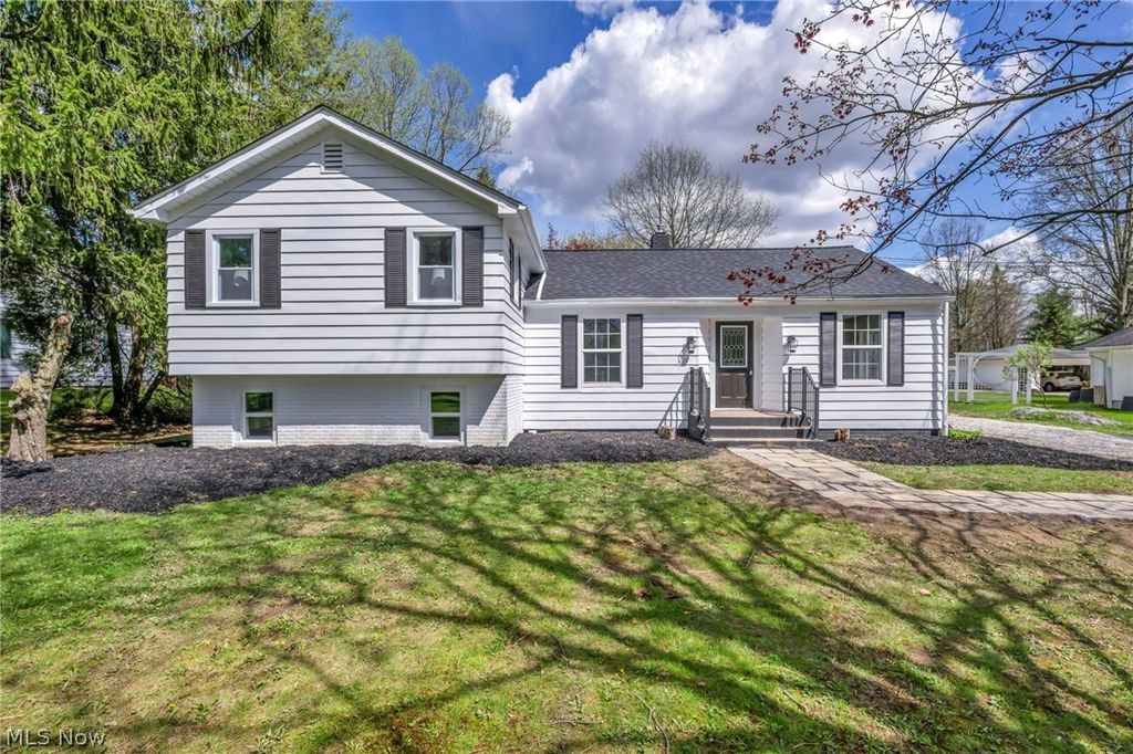 Photo of 3889 Mill Street, Richfield, OH 44286 (MLS # 5202543)