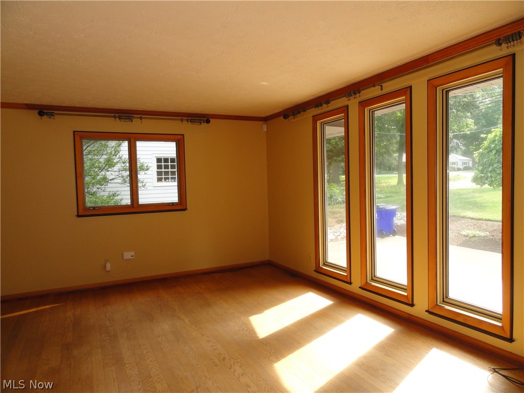 Twin Lakes - Residential