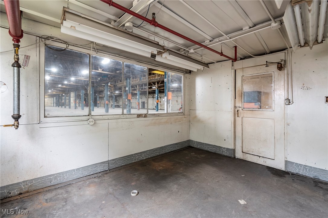 Puritan Land Cos 3rd Add - Commercial Lease