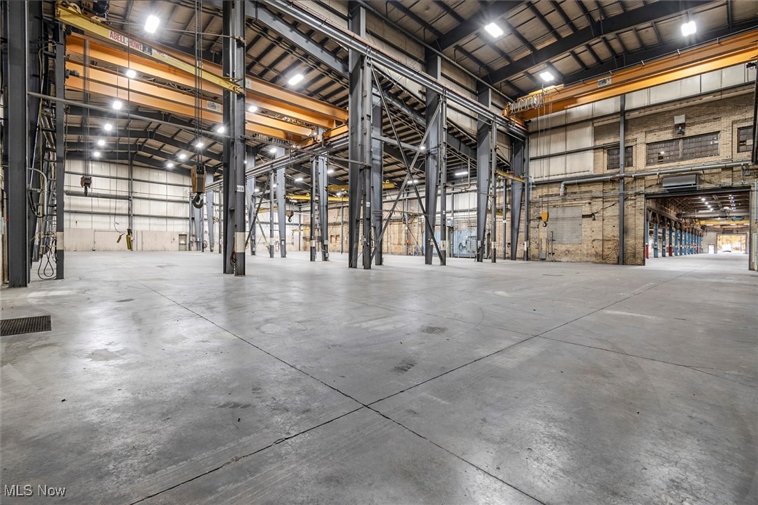 Puritan Land Cos 3rd Add - Commercial Lease