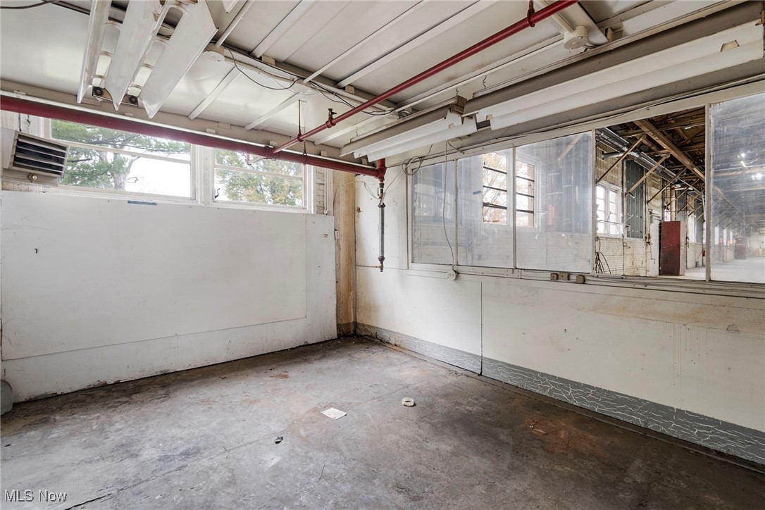 Puritan Land Cos 3rd Add - Commercial Lease