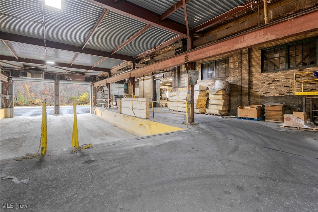 Puritan Land Cos 3rd Add - Commercial Lease