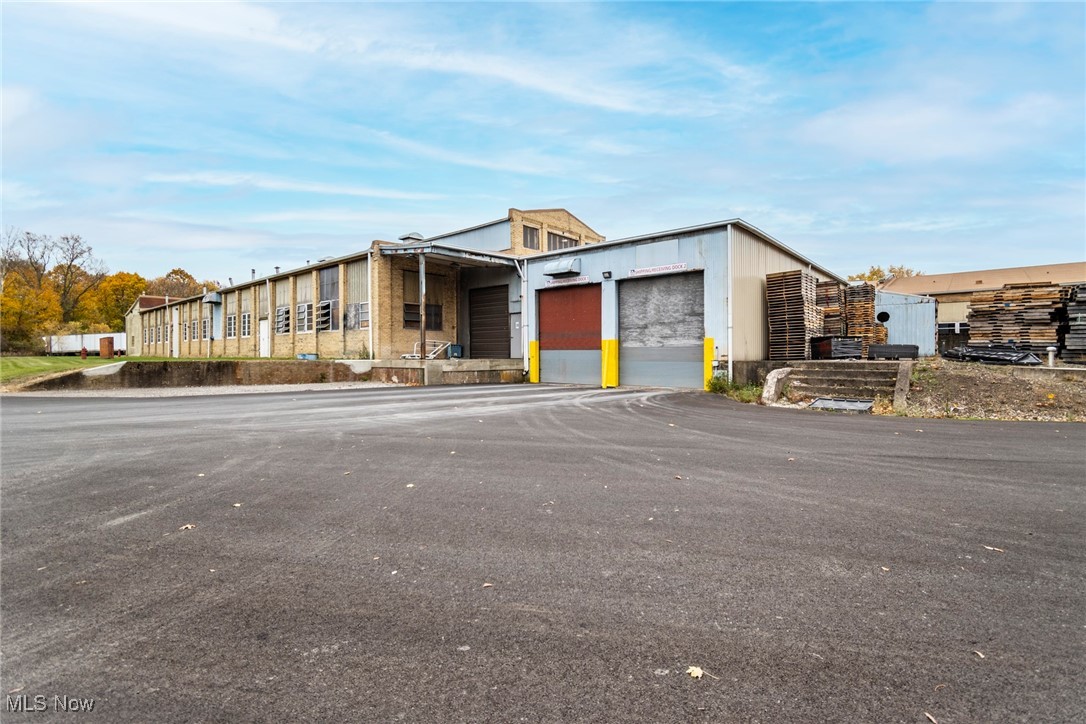 Puritan Land Cos 3rd Add - Commercial Lease