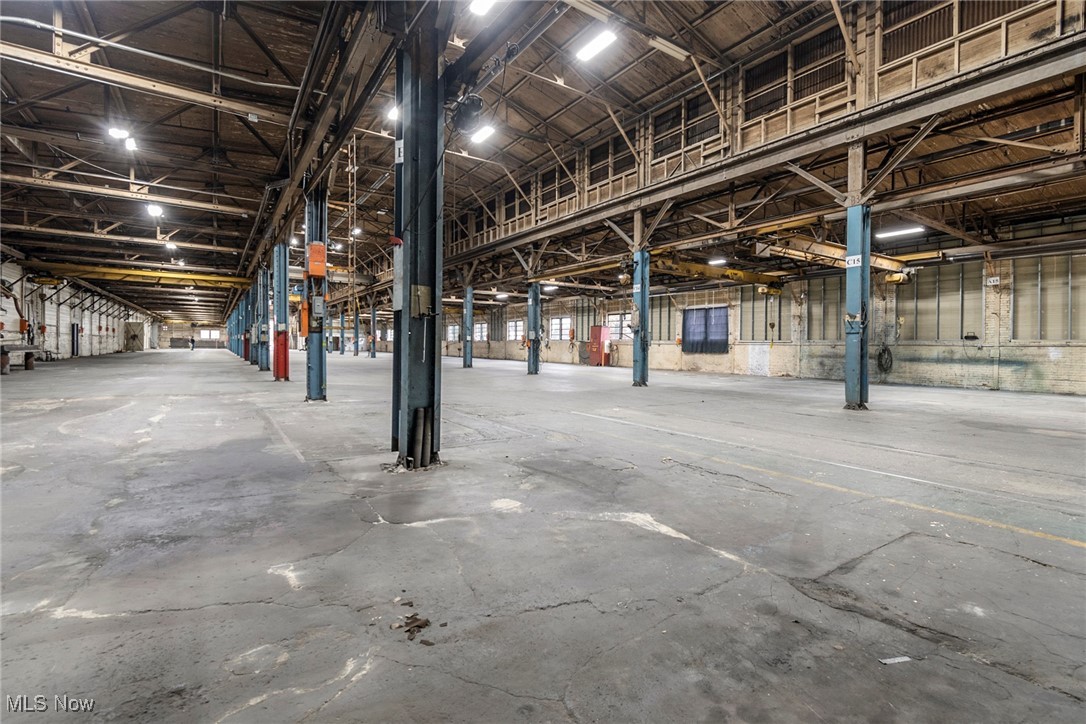 Puritan Land Cos 3rd Add - Commercial Lease