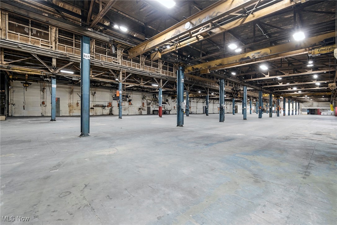 Puritan Land Cos 3rd Add - Commercial Lease