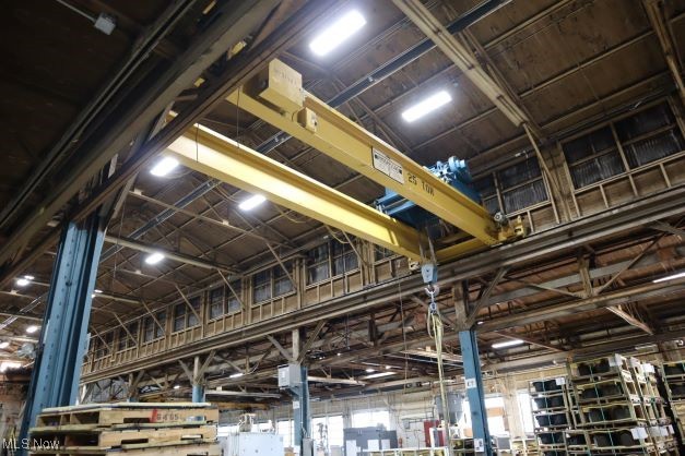 Puritan Land Cos 3rd Add - Commercial Lease