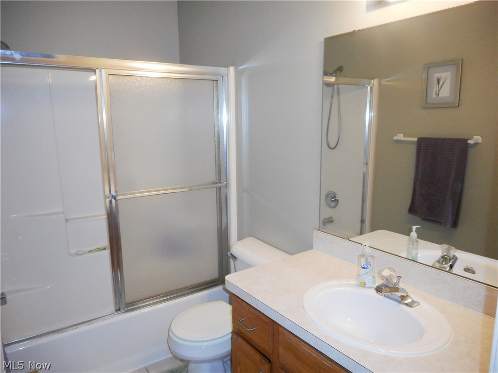 Edgebrook - Residential