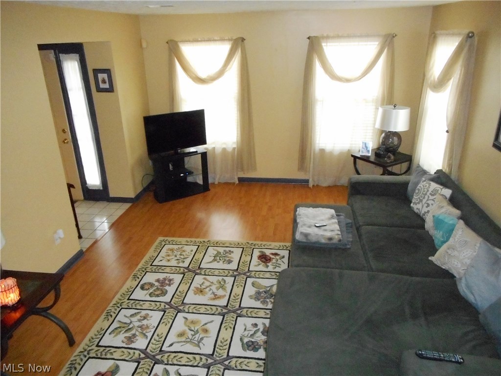 Edgebrook - Residential