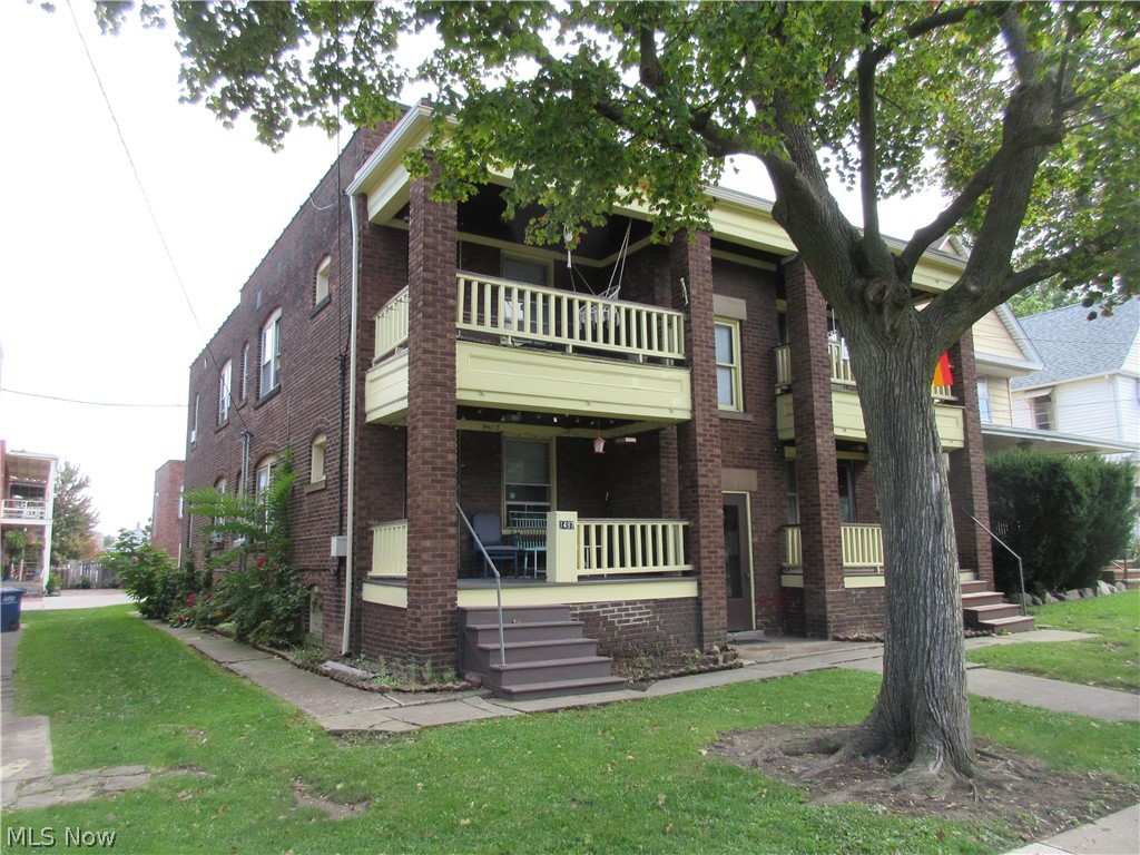 Great opportunity to own investment property in highly sought after Lakewood Ohio. This all brick, well maintained building consists of 4 2BR 1Ba units. All units currently occupied. Features of this building include newer windows, surface parking on recently paved lot, large basement with dedicated washer/dryer hookups for each suite. Each suite has its own hot water tank and furnace. Each suite comes equipped with oven, range & refrigerator. Tenants pay gas & electric. 4 surface parking spaces dedicated to this building. Additionally, this building features newer windows and several updated suites.
This property available as part of portfolio that includes 1493 Coutant Ave.; 1497 Coutant Ave.; 11713 Nelson Ct.; 11709 Nelson Ct.; 1486 W.117th St.