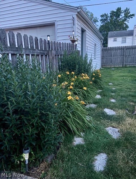 Tiny photo for 119 Cornell Avenue, Elyria, OH 44035 (MLS # 5189982)