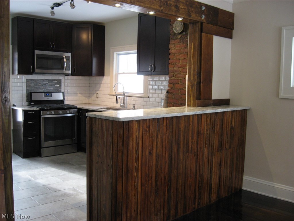 Meadowbrook Land Co - Residential