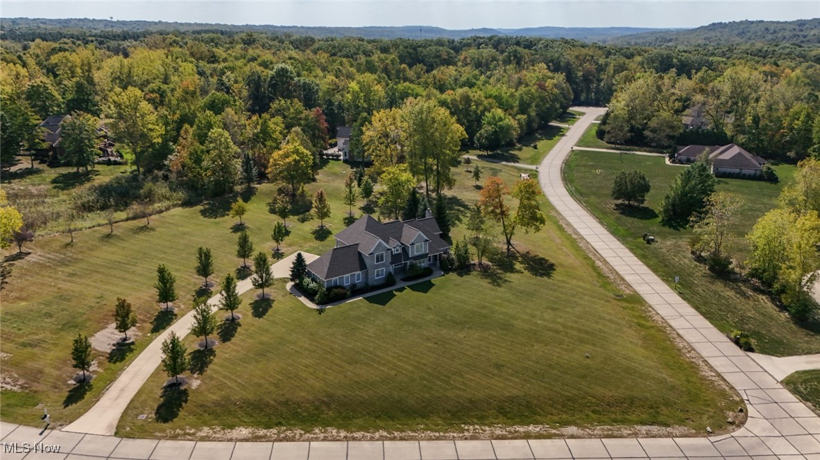 1015 White Horse Trail, Hinckley, Ohio image 3