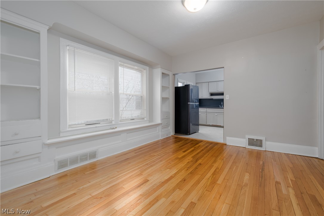 E G Gilberts 01 - Residential Income