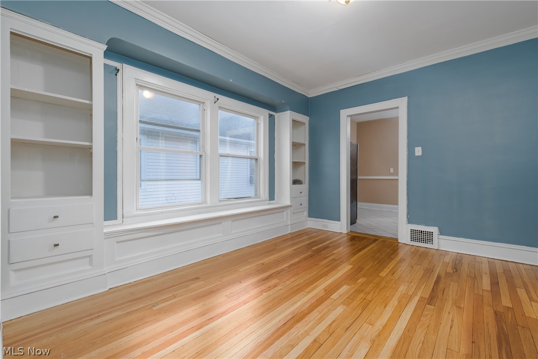 E G Gilberts 01 - Residential Income