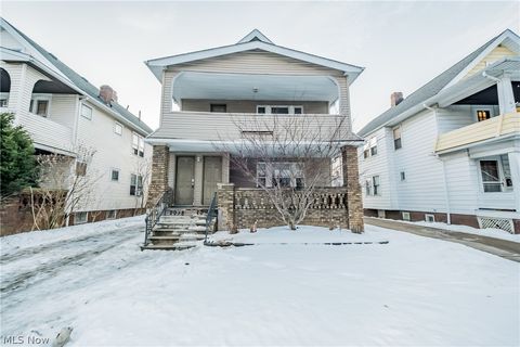 2056 - 2058 Wascana Avenue Lakewood OH 44107