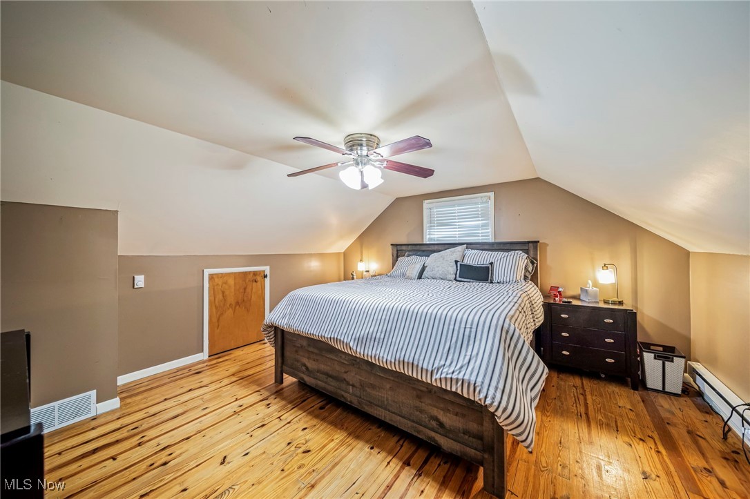 352 E 322nd Street, Willowick, Ohio image 24