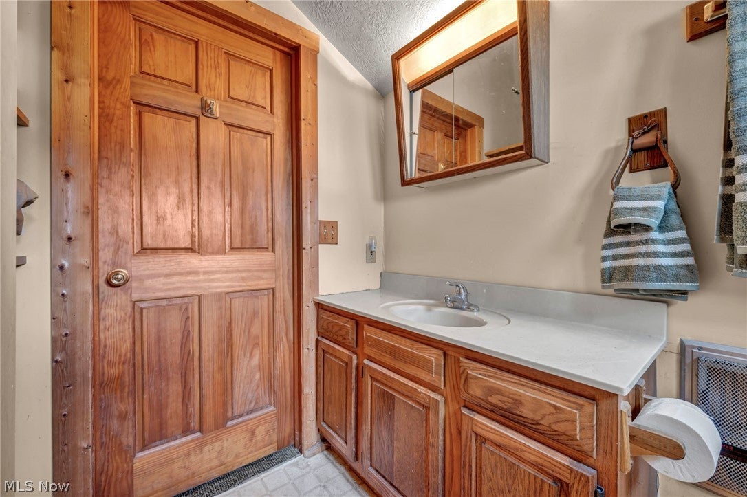 4020 Faircrest St SW, Canton, OH, 44706, USA, 3 Bedrooms Bedrooms, ,2 BathroomsBathrooms,Residential,Active,4020 Faircrest St SW,5212876