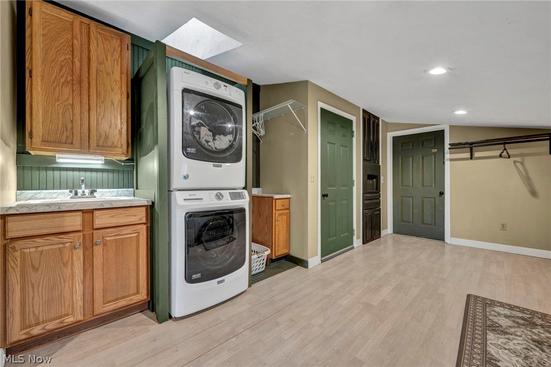4020 Faircrest St SW, Canton, OH, 44706, USA, 3 Bedrooms Bedrooms, ,2 BathroomsBathrooms,Residential,Active,4020 Faircrest St SW,5212876
